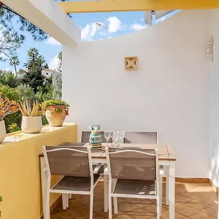 Casa Tropicana Family & Golf Holiday home *